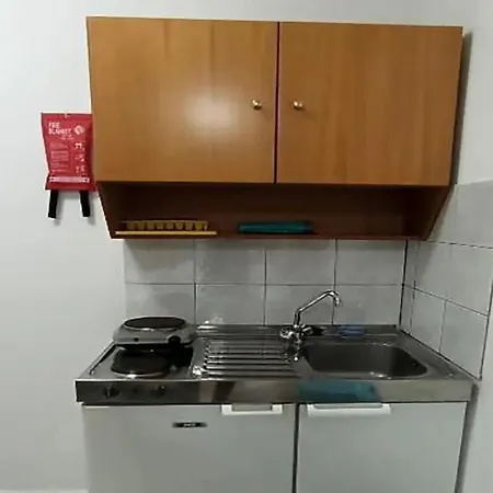 Agathaggelos Lägenhetshotell *