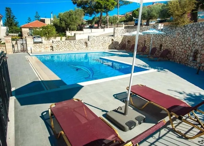 Apartahotel Agathaggelos 3*